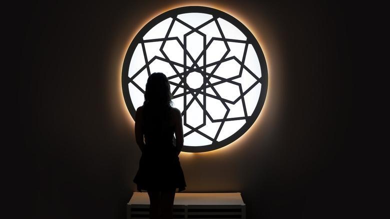 Love Is Blind, Habibi image