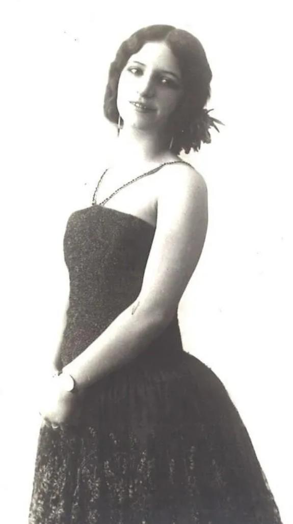 Berta Adriani image