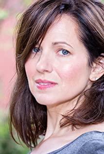 Laura Clifton image