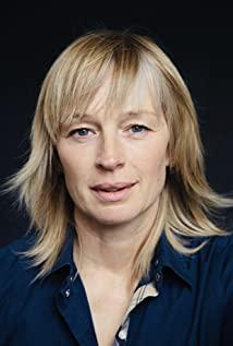 Vanessa Earl image
