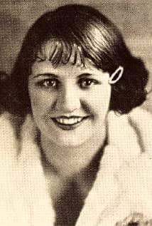 Virginia Lee image