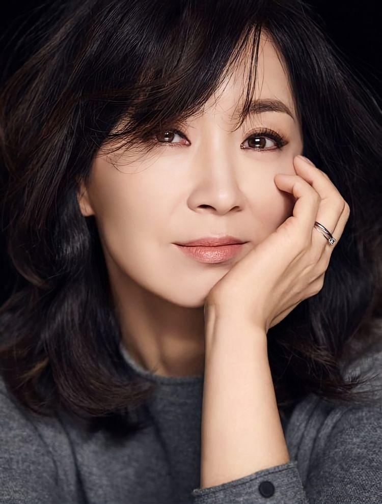 Yun Yoo-sun image