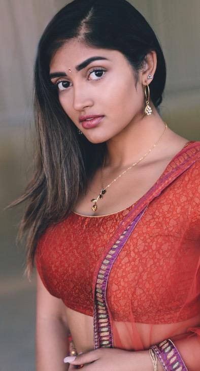 Shreya Navile image