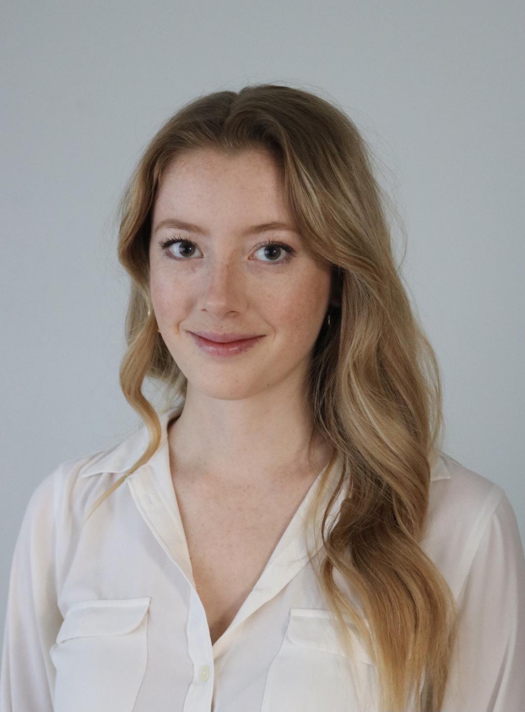 Alexandra Roth image