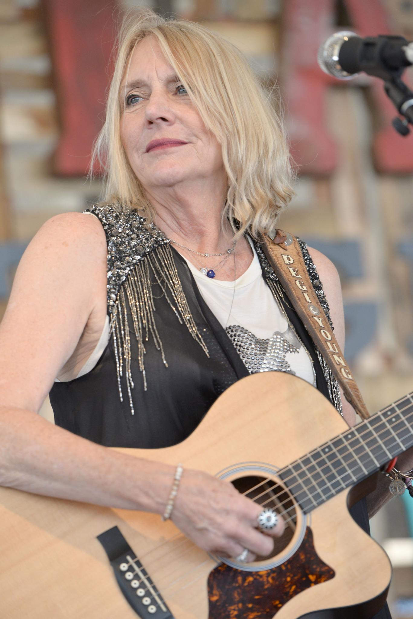 Pegi Young image