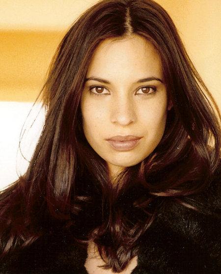 Martine Hughes image