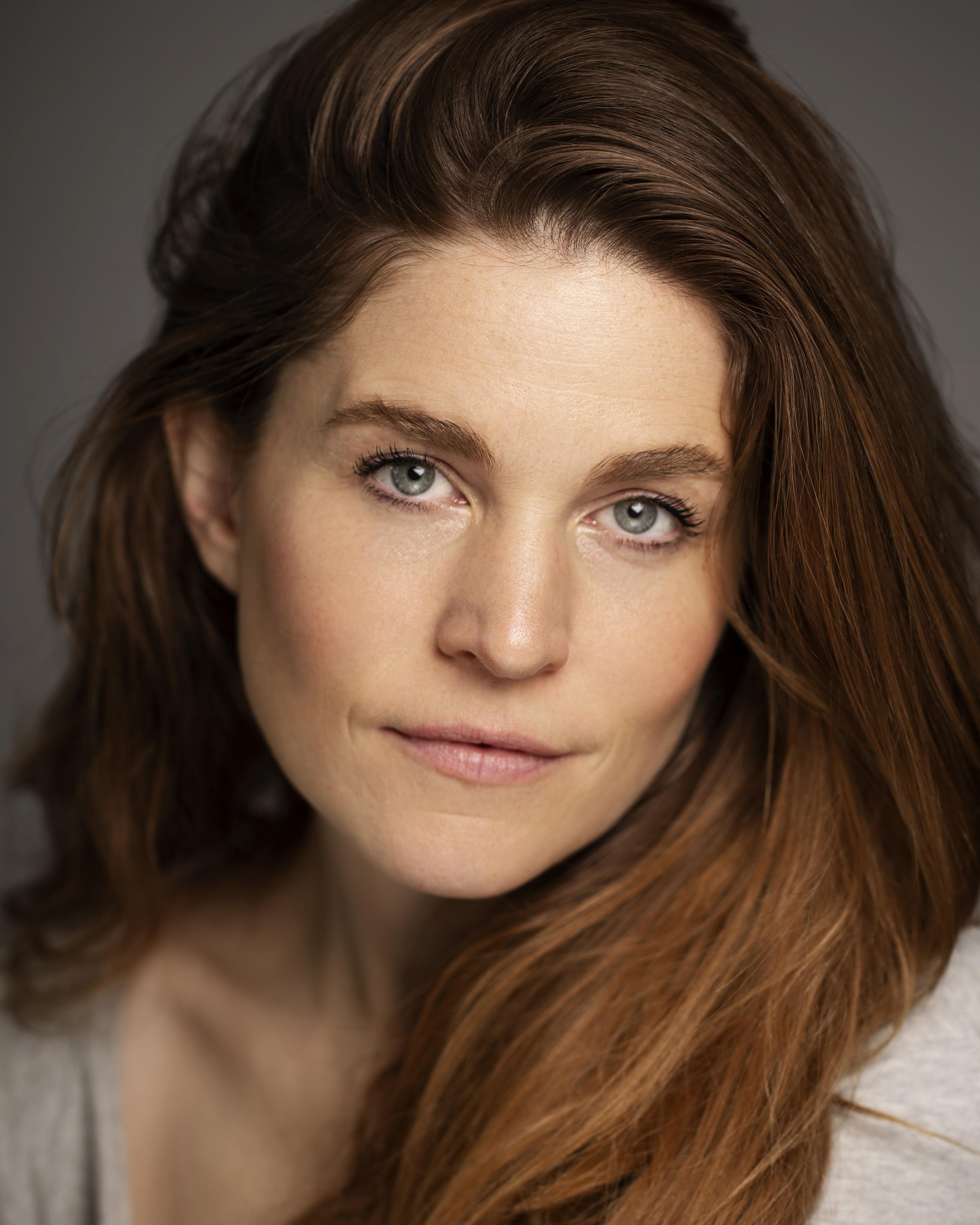 Alice Bird image