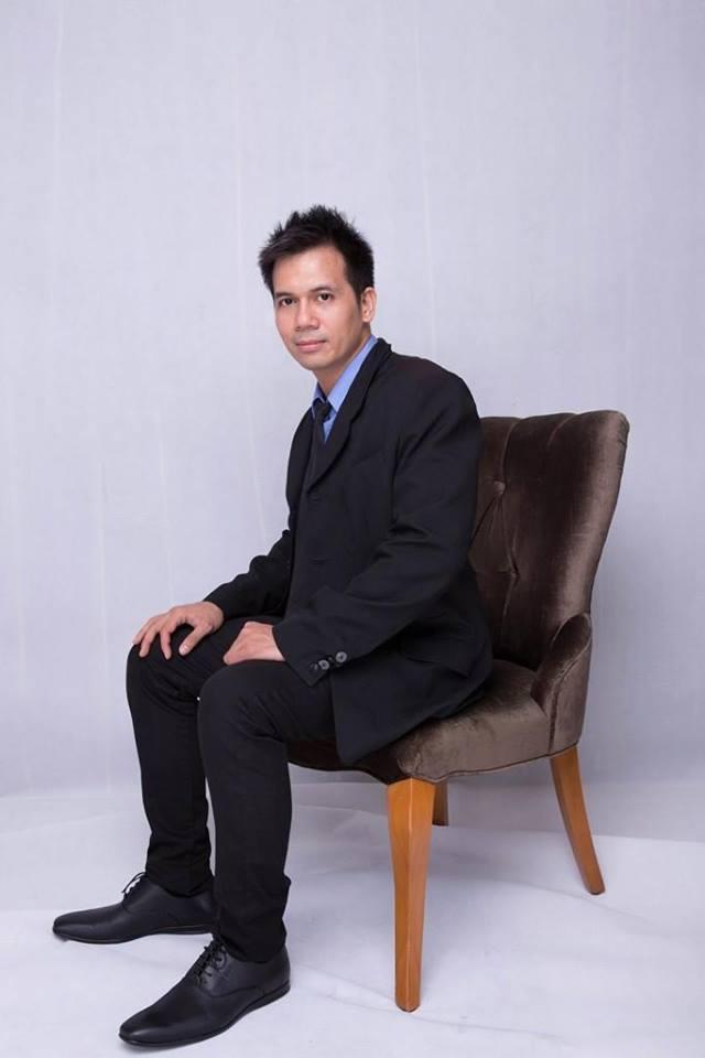 Perry Escaño image