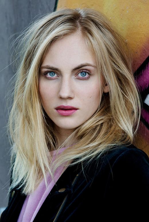 Elisa Schlott image