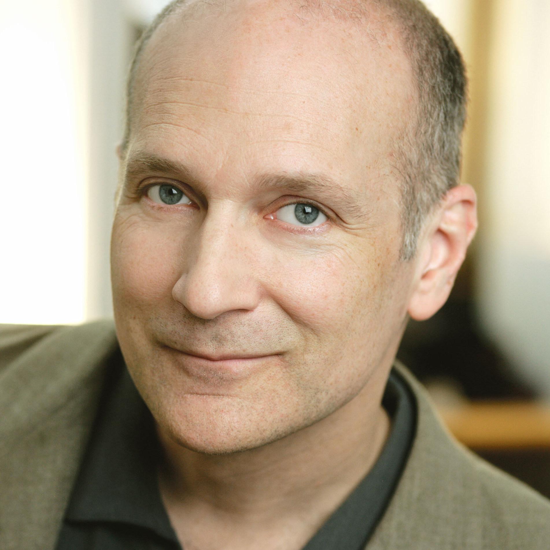 Steven Hall image