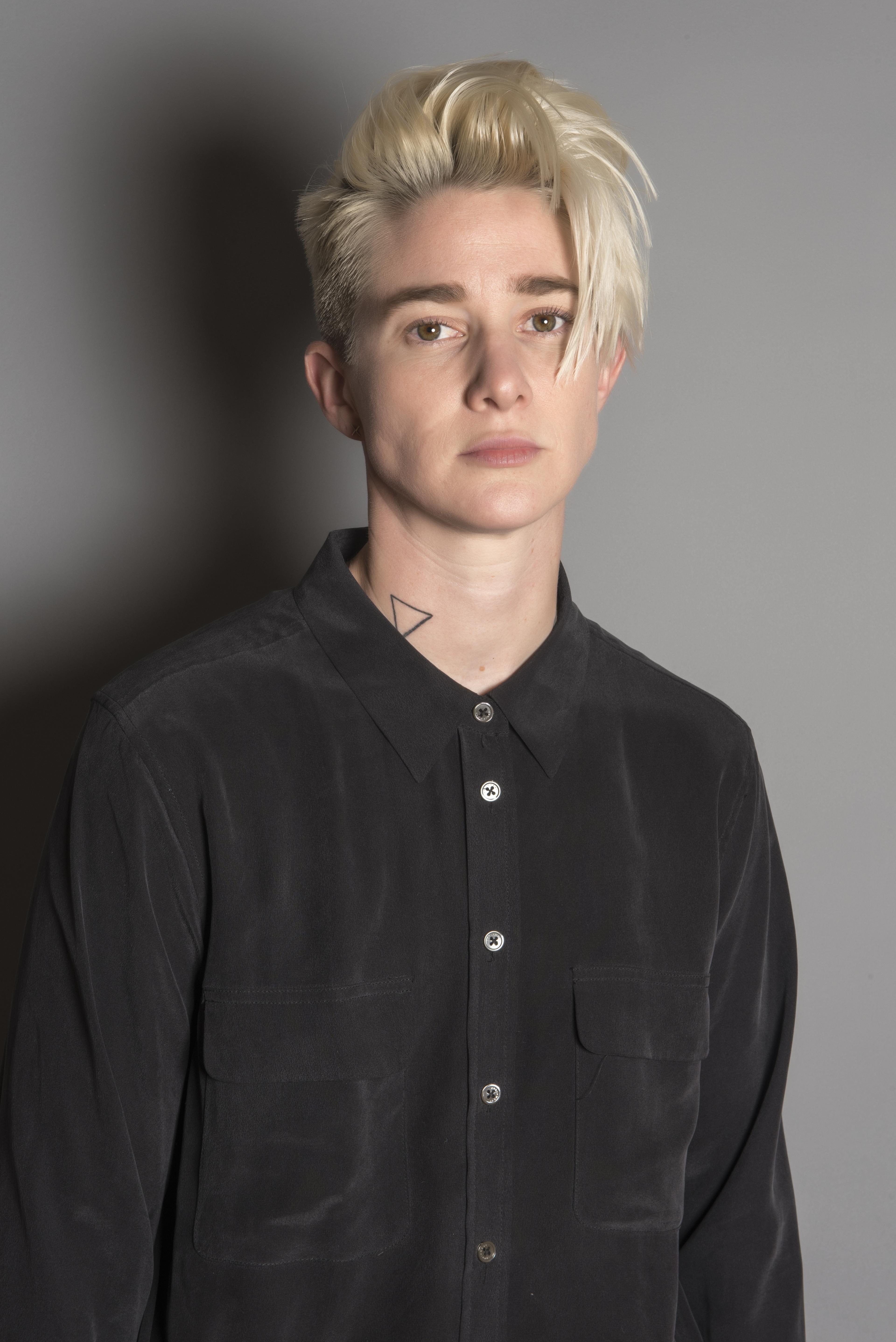 Mav Viola image