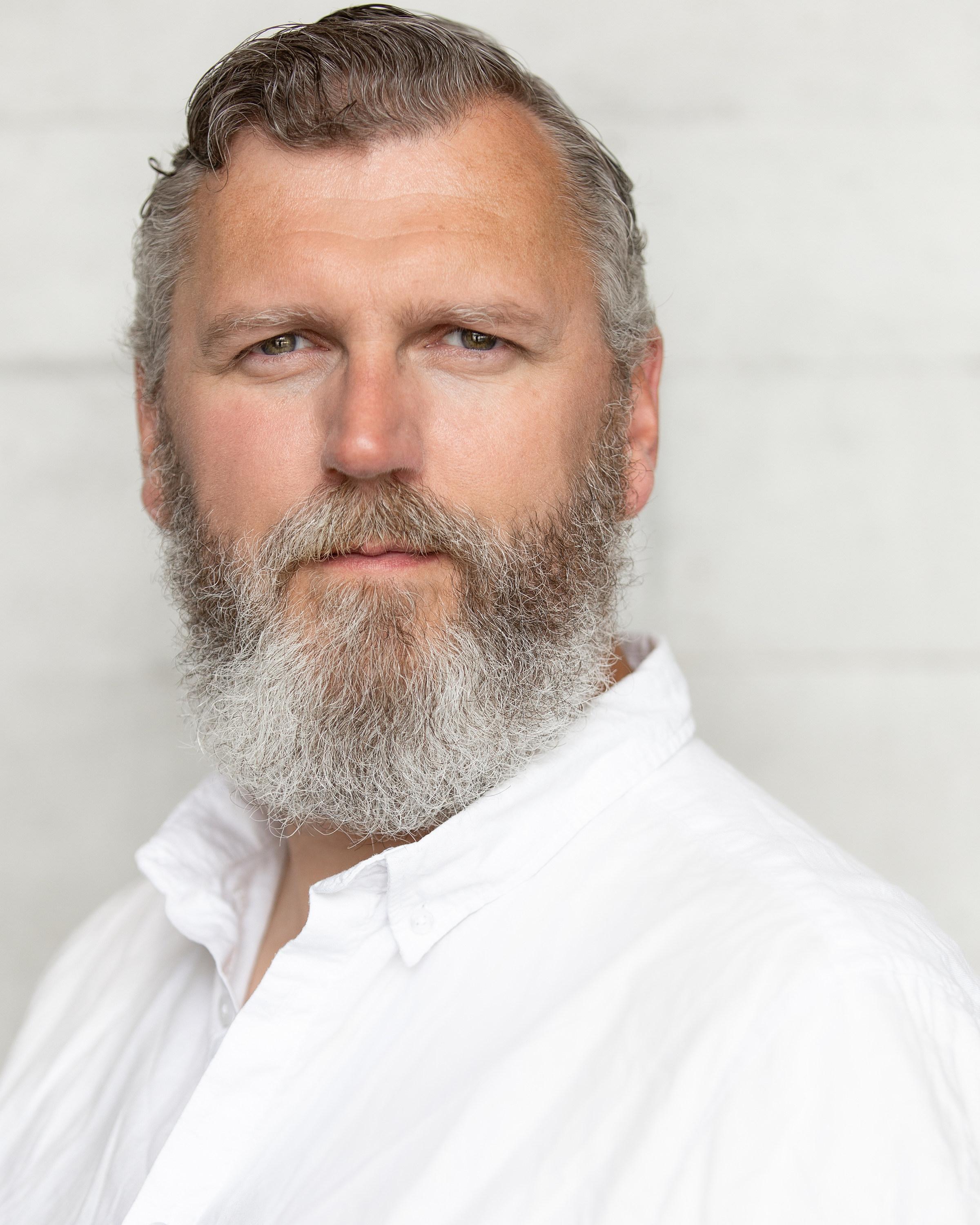 Stephen Oswald image