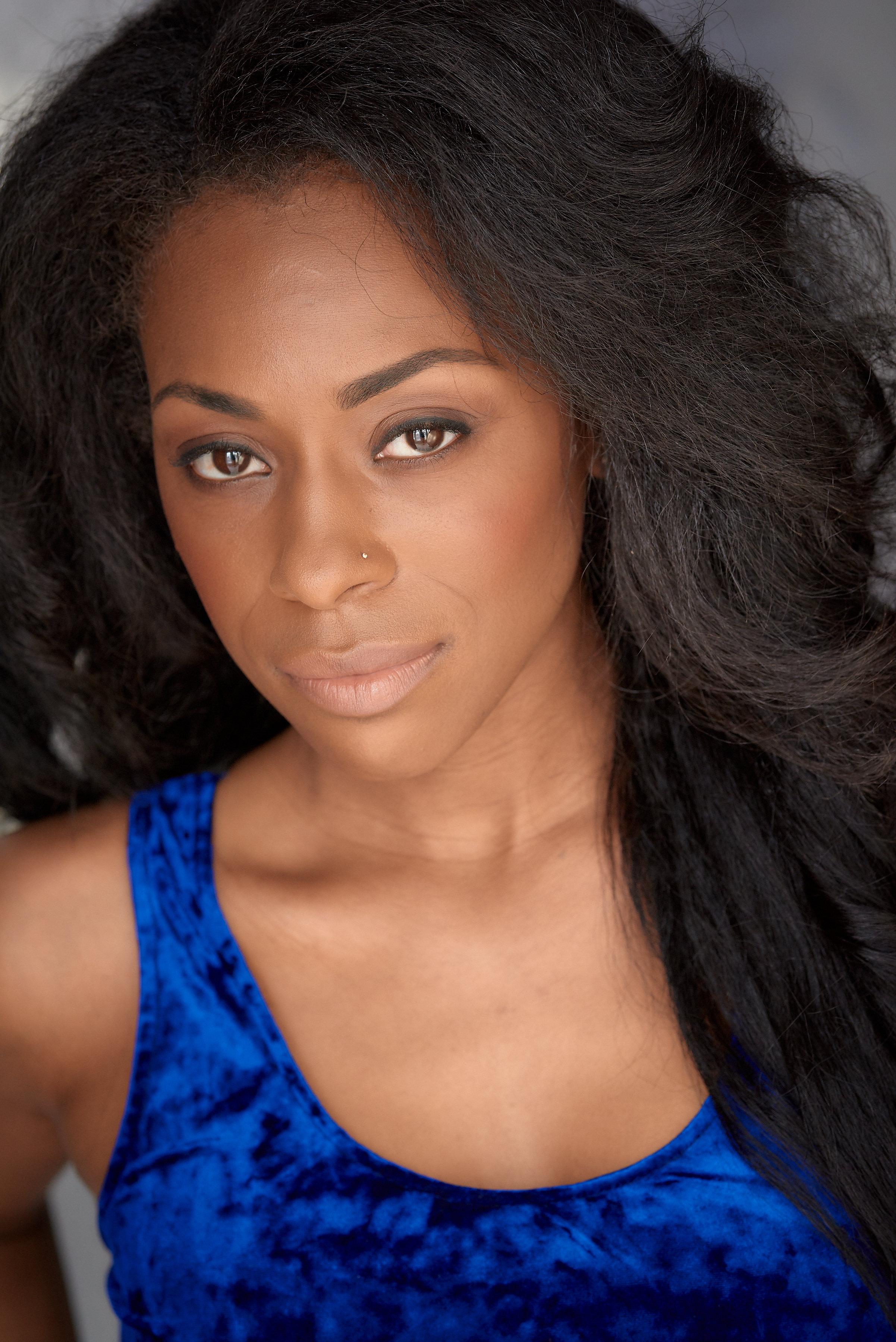 Caly Givens image