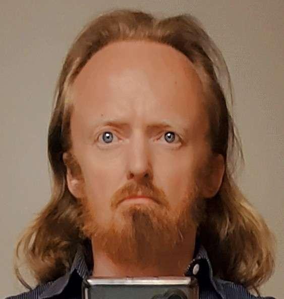 Dee profile photo