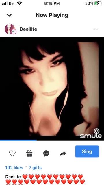 Dee profile photo