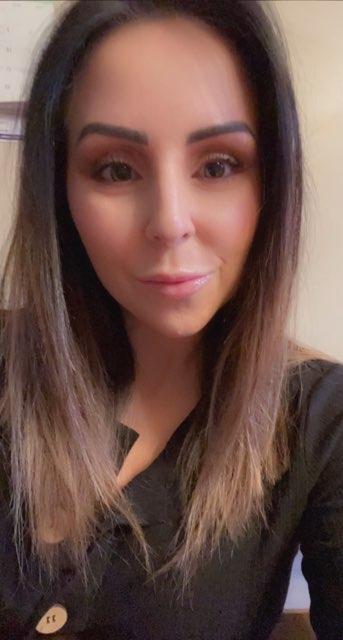 Laura profile photo