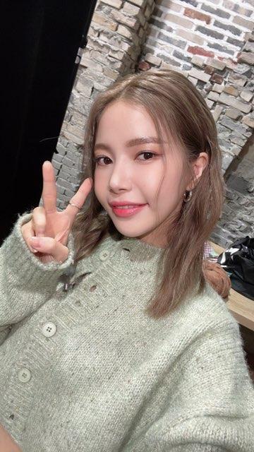 blur profile photo