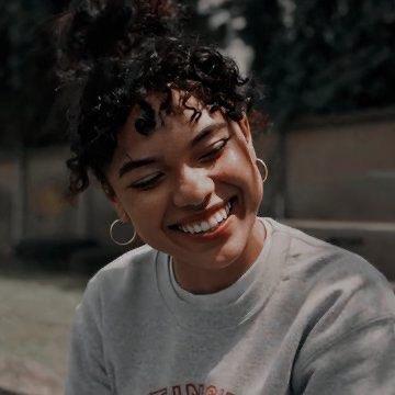 w profile photo